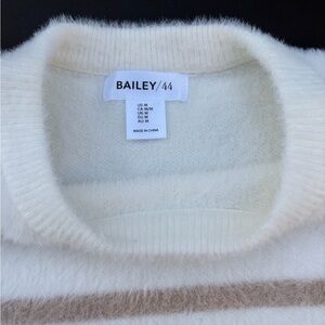 Bailey 44 Women's Soft Cream and Tan Sweater